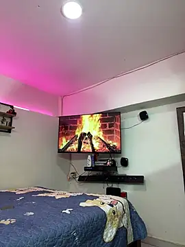 TheKing6ix9ine69 online show from 01/15/26, 10:07