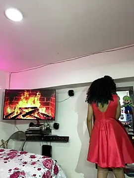 TheKing6ix9ine69 online show from 12/05/25, 05:39