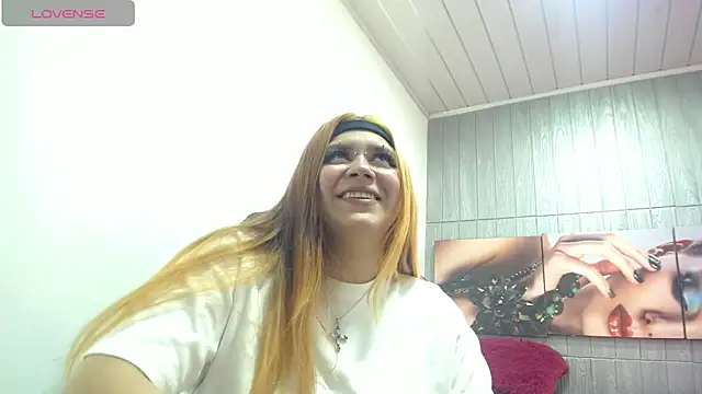 sara winehouse1 online show from 04/19/26, 04:46