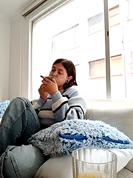 sara winehouse1 online show from 10/19/25, 08:55