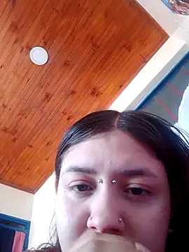 sara winehouse1 online show from 12/16/25, 03:05