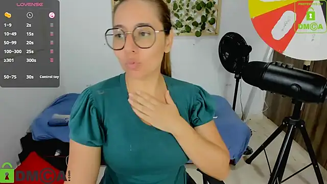 isa loves cum online show from 10/23/25, 10:52