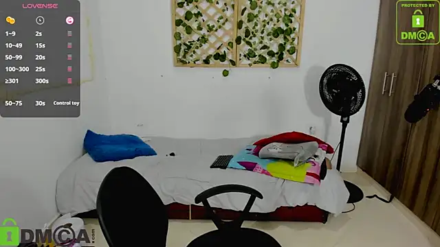 isa loves cum online show from 11/08/25, 09:07