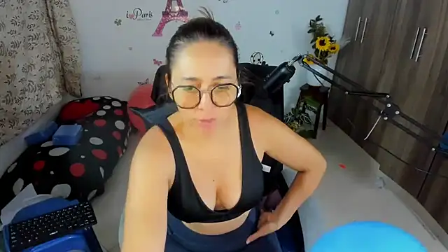 isa loves cum online show from 05/18/26, 02:23