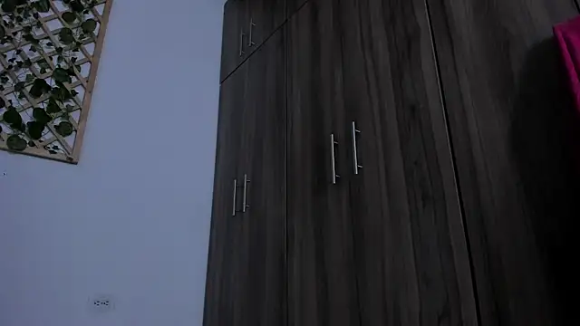 isa loves cum online show from 03/18/25, 03:34