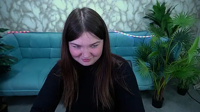 Snapshot of RosieMoons chatting on 10/20/25, 07:14 RosieMoons online show from 10/20/25, 07:14