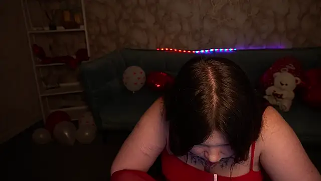 RosieMoons online show from 02/15/26, 08:30