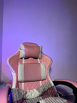 Radiants two online show from 10/19/25, 04:43