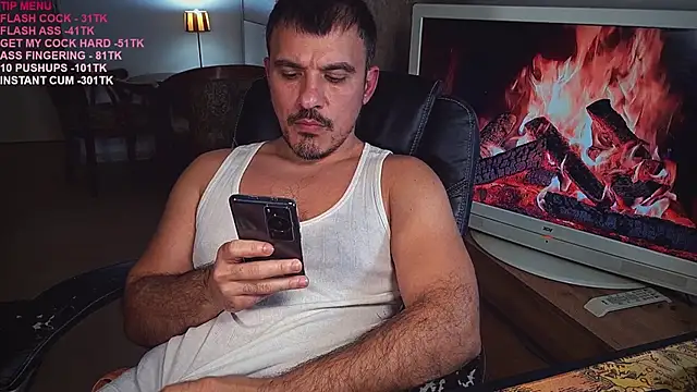 Snapshot of officeman7 chatting on 03/06/25, 05:33 officeman7 online show from 03/06/25, 05:33