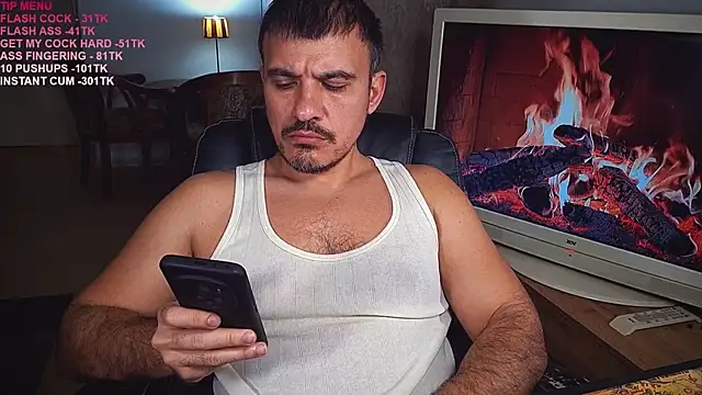 Snapshot of officeman7 chatting on 03/07/25, 07:38 officeman7 online show from 03/07/25, 07:38