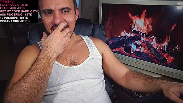 Snapshot of officeman7 chatting on 02/18/25, 04:36 officeman7 online show from 02/18/25, 04:36