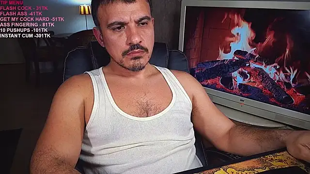 Snapshot of officeman7 chatting on 03/10/25, 05:50 officeman7 online show from 03/10/25, 05:50