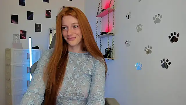 Aliceginger99 online show from 04/06/26, 05:19