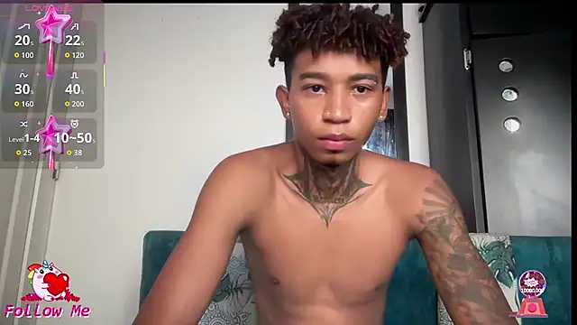 sexy blacks  online show from 11/03/25, 12:09