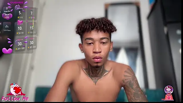 sexy blacks  online show from 11/06/25, 12:20