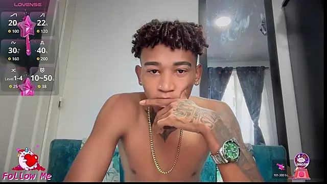 sexy blacks  online show from 11/13/25, 12:09