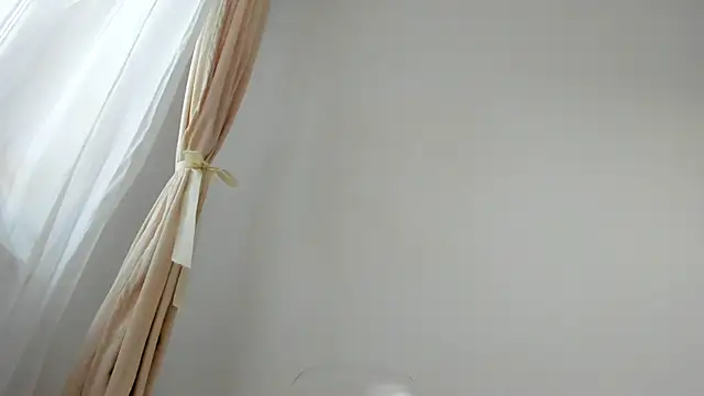 angeloflovee online show from 10/29/25, 05:17