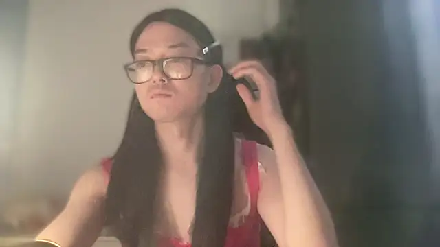 wangjian2324 online show from 11/18/25, 10:13