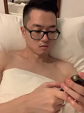 wangjian2324 online show from 11/23/25, 12:26