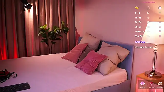 askaudrey  online show from 04/24/26, 01:57