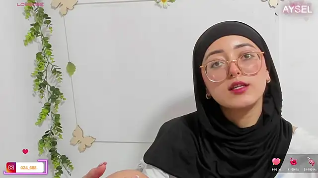 Snapshot of aysel_elid chatting on 03/19/25, 11:25 aysel elid online show from 03/19/25, 11:25