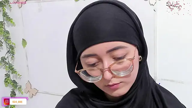 aysel elid online show from 11/24/25, 11:49