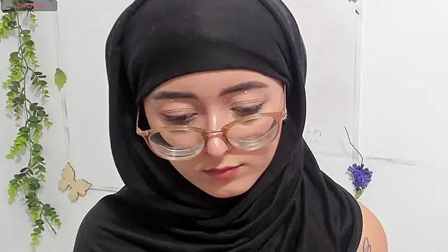 aysel elid online show from 10/28/25, 11:03