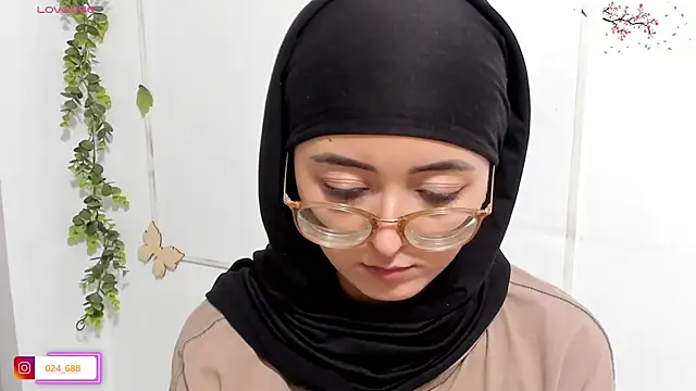 aysel elid online show from 03/08/26, 02:04