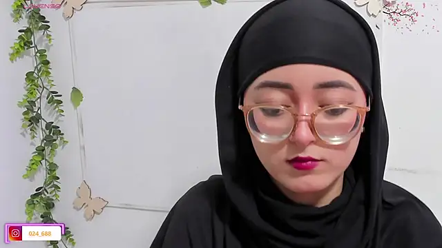 Snapshot of aysel_elid chatting on 10/01/25, 09:40 aysel elid online show from 10/01/25, 09:40