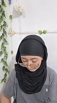 aysel elid online show from 12/16/25, 01:21