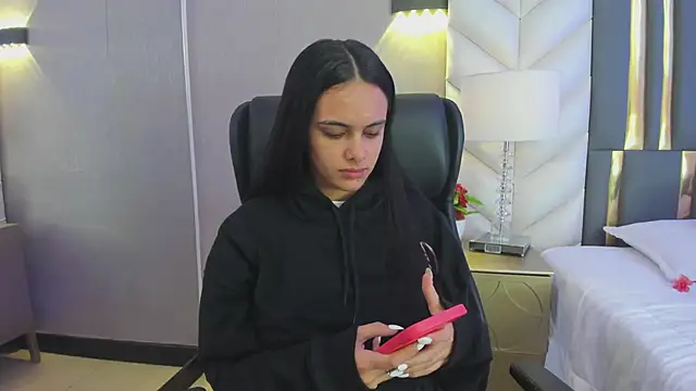 ChloeHarper  online show from 02/23/26, 11:44