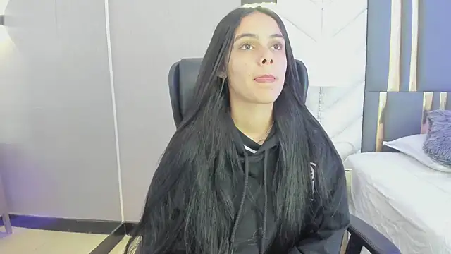 ChloeHarper  online show from 02/19/26, 12:24