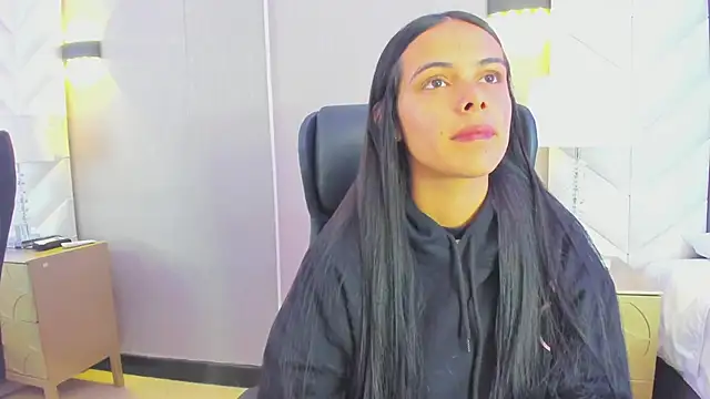 ChloeHarper  online show from 01/13/26, 11:25