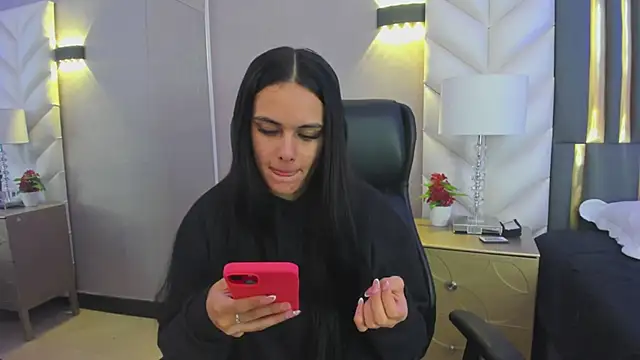 ChloeHarper  online show from 03/28/26, 11:55