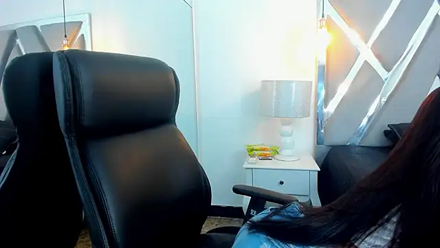 ChloeHarper  online show from 10/06/25, 01:12