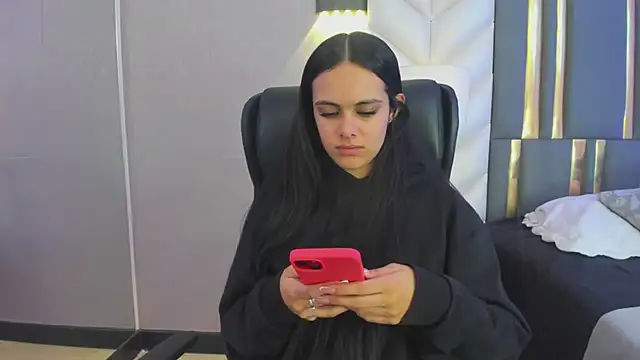 ChloeHarper  online show from 03/21/26, 11:47