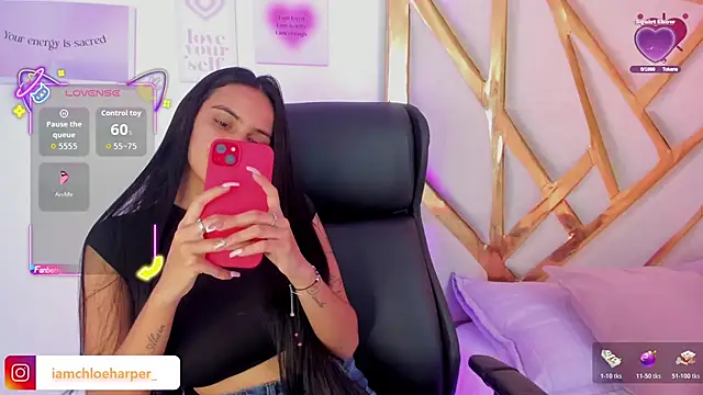 ChloeHarper  online show from 11/21/25, 06:51