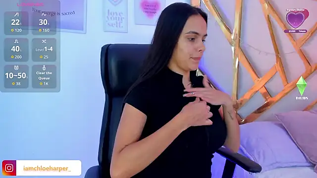 ChloeHarper  online show from 10/30/25, 06:49