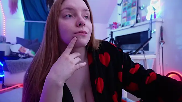  Yummy Girl  online show from 05/09/26, 09:01