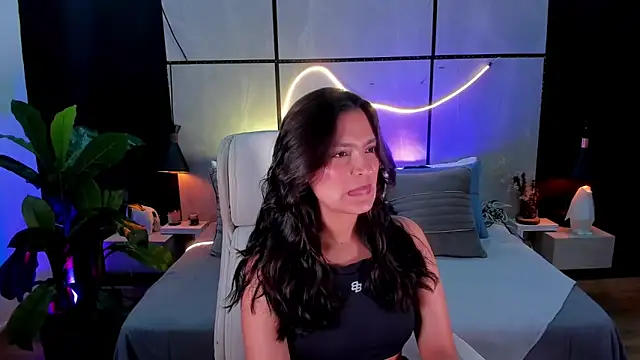 Gia Mazzon online show from 09/24/25, 04:46