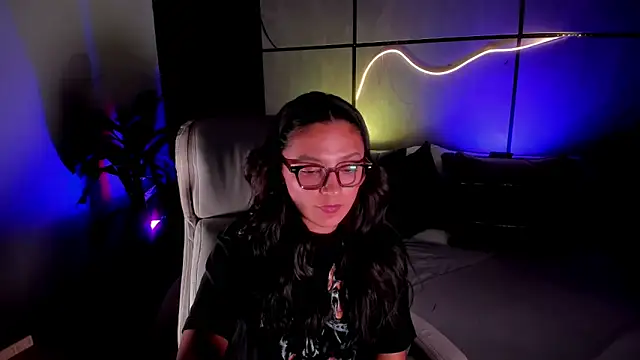 Gia Mazzon online show from 02/04/26, 06:25