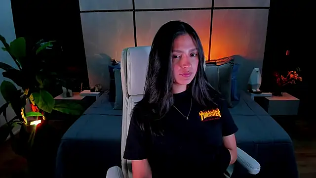Gia Mazzon online show from 03/20/25, 05:15
