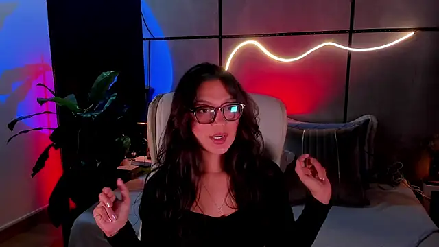 Gia Mazzon online show from 02/17/26, 04:04