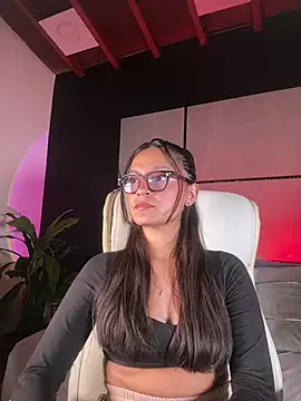 Gia Mazzon online show from 03/03/26, 06:04