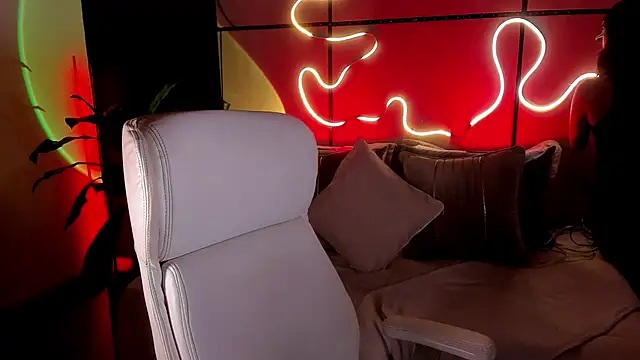 Gia Mazzon online show from 02/23/26, 04:18