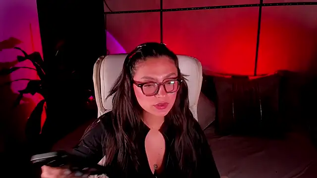 Gia Mazzon online show from 03/10/26, 06:23