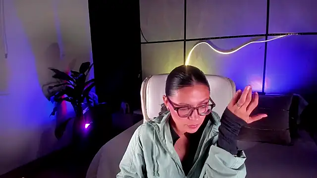 Gia Mazzon online show from 02/05/26, 03:52