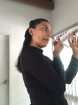 Gia Mazzon online show from 03/04/25, 02:10