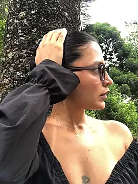 Gia Mazzon online show from 05/19/26, 04:36