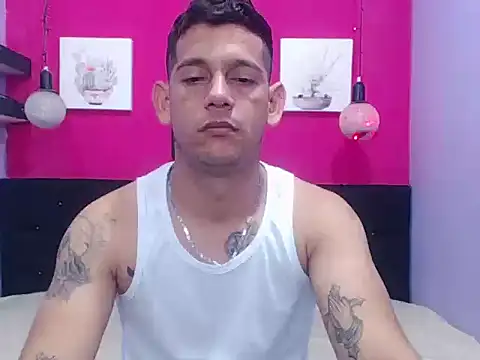 Snapshot of master_monstercock_ chatting on 04/13/26, 11:31 master monstercock online show from 04/13/26, 11:31